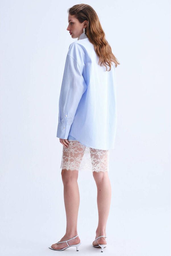 Mango blouse met krijtstreep lichtblauw