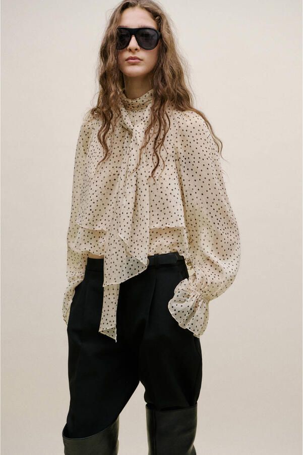 Mango blousetop met stippen ecru