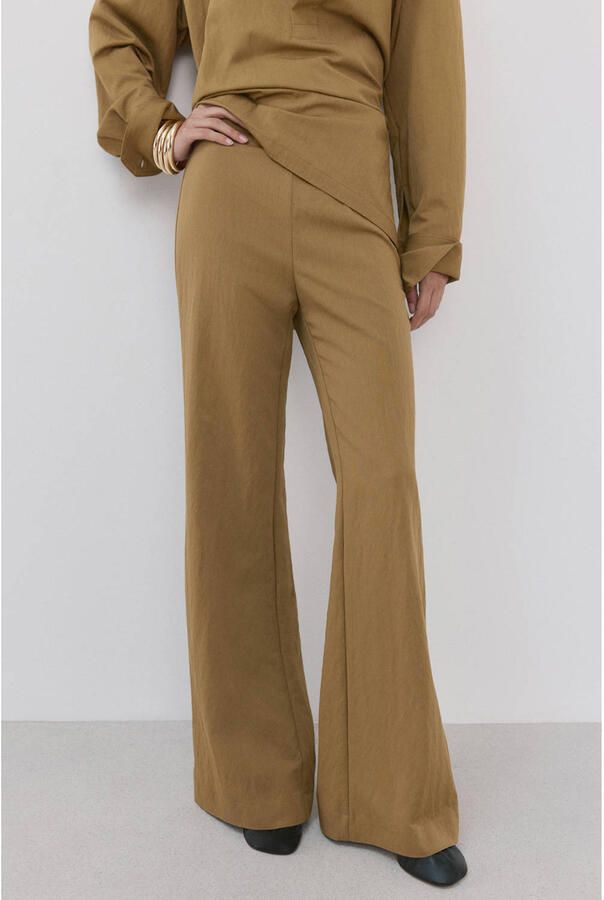 Mango bootcut high waist broek oker