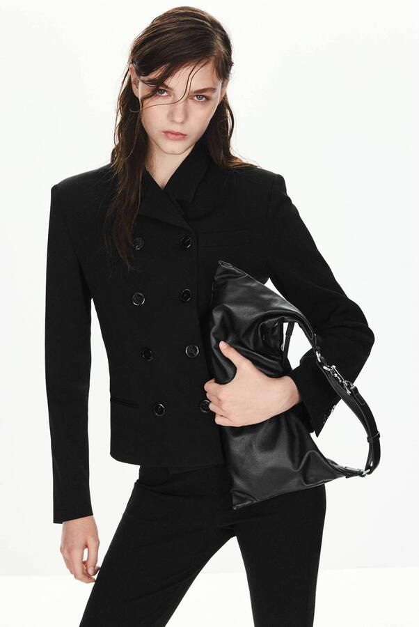 Mango cropped double breasted blazer zwart