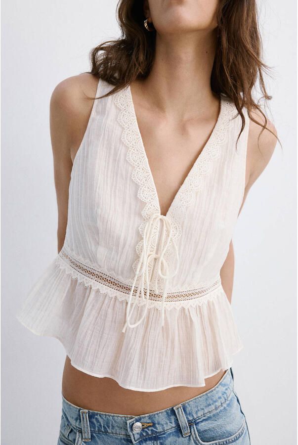 Mango cropped top broderie beige