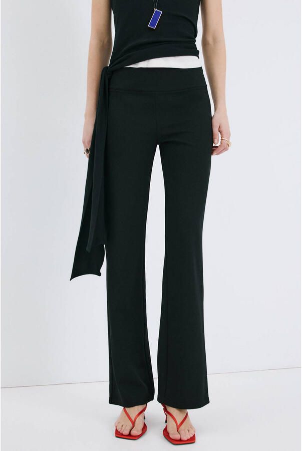 Mango flared regular waist casual broek zwart