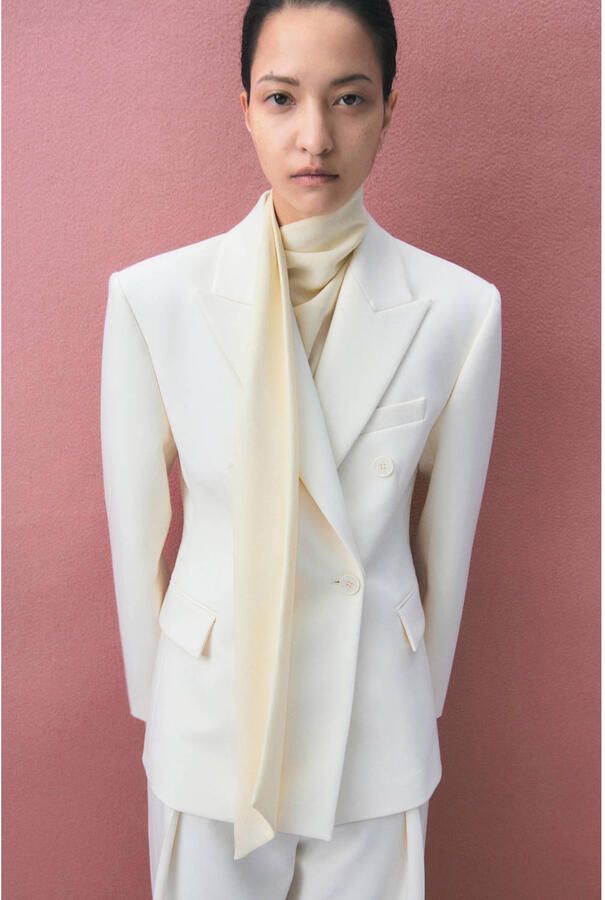 Mango getailleerde blazer ecru