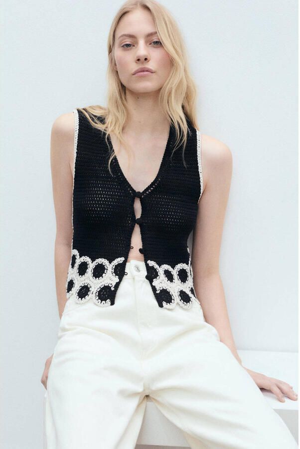 Mango gilet zwart crochet