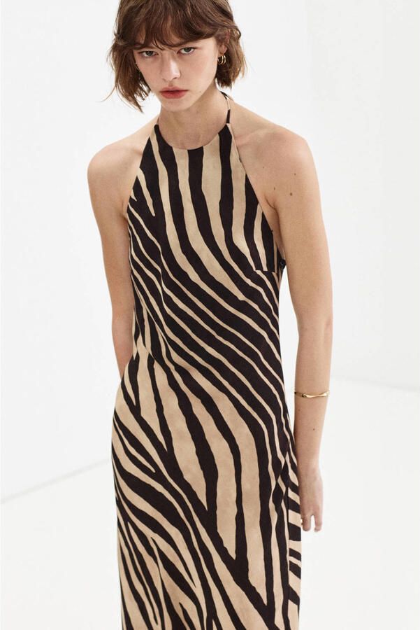 Mango halterjurk met zebraprint en open rug