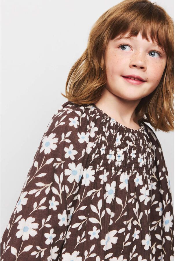 Mango Kids gebloemde korte jurk met smockwerk donkerbruin wit lichtblauw - Foto 3