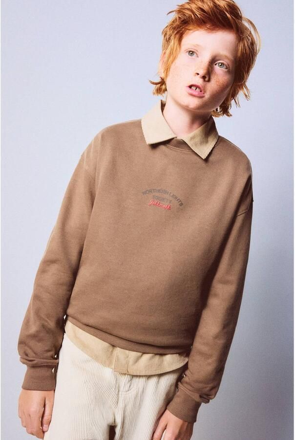 Mango Kids sweater met backprint bruin Backprint