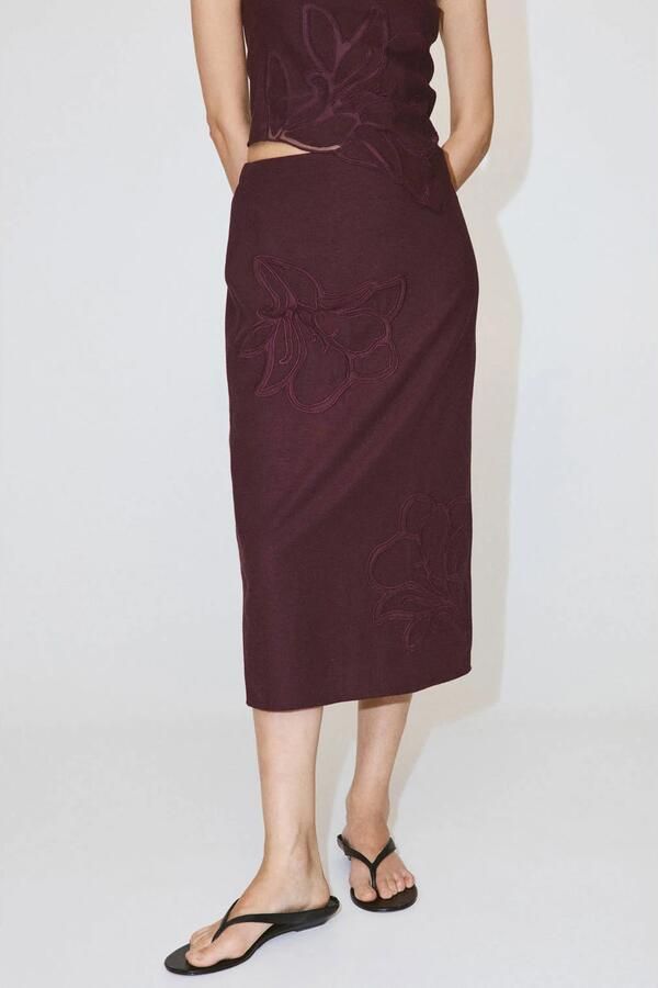 Mango midi rok met borduursels en linnen donkerrood