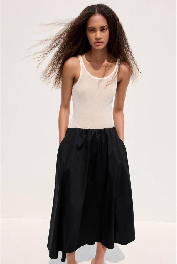 Mango midi rok zwart
