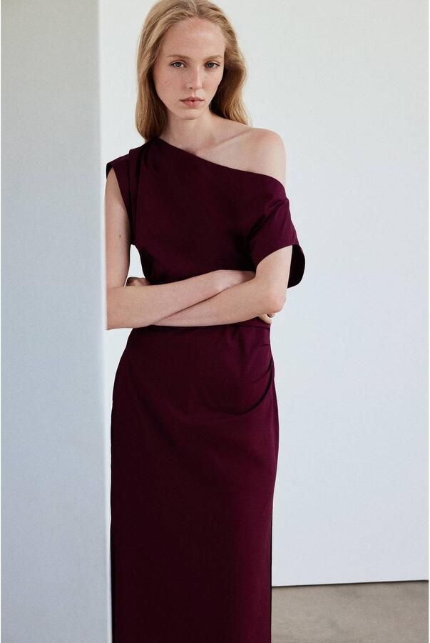 Mango off shoulder midi jurk donkerrood
