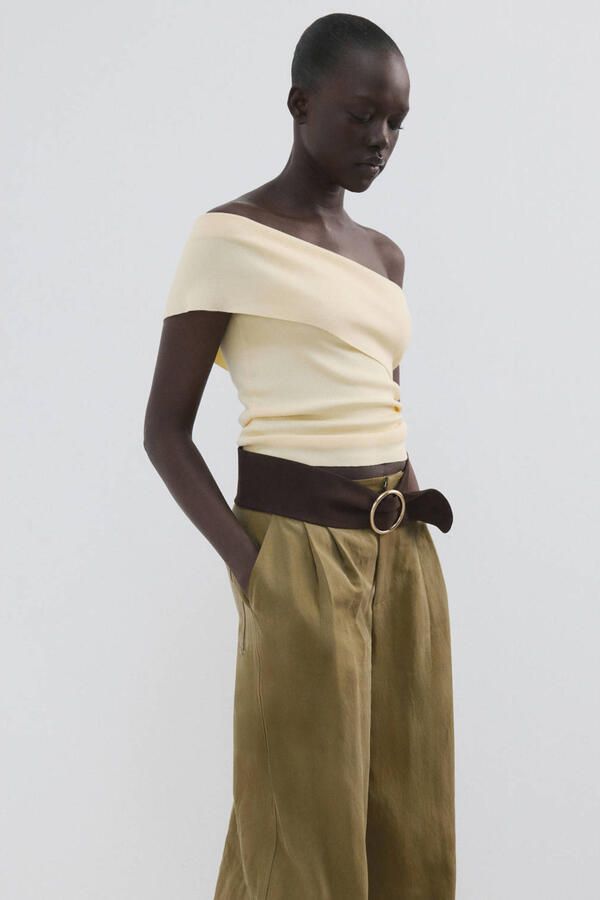 Mango off shoulder top geel