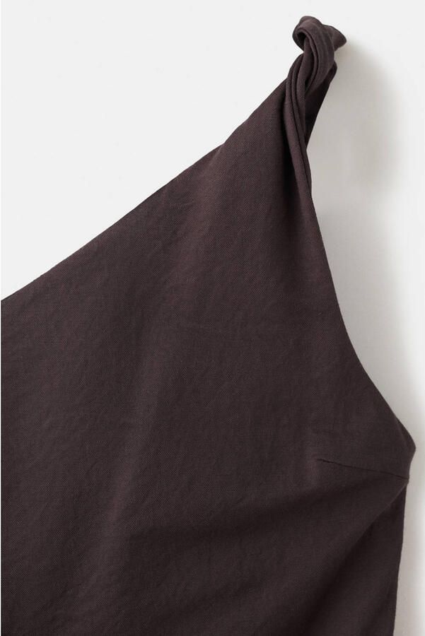 Mango one shoulder jurk bruin - Foto 3