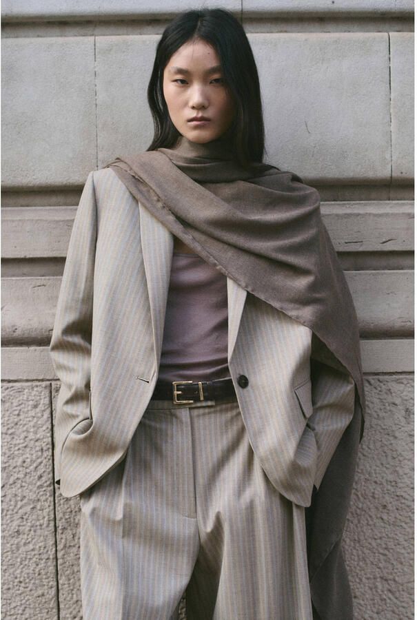 Mango regular blazer met wol met krijtstreep lichtbruin