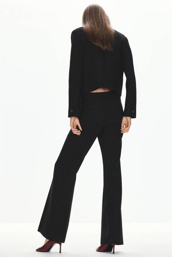 Mango regular waist flared broek zwart - Foto 3