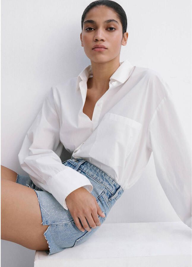 Mango slim fit regular waist denim short met glitters lichtblauw - Foto 2