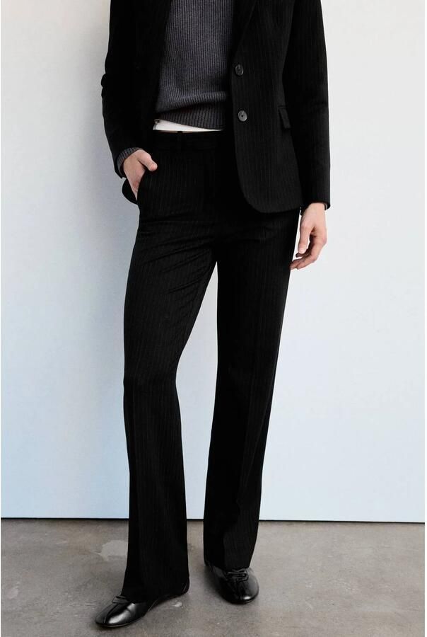 Mango straight leg broek met krijtstreep zwart
