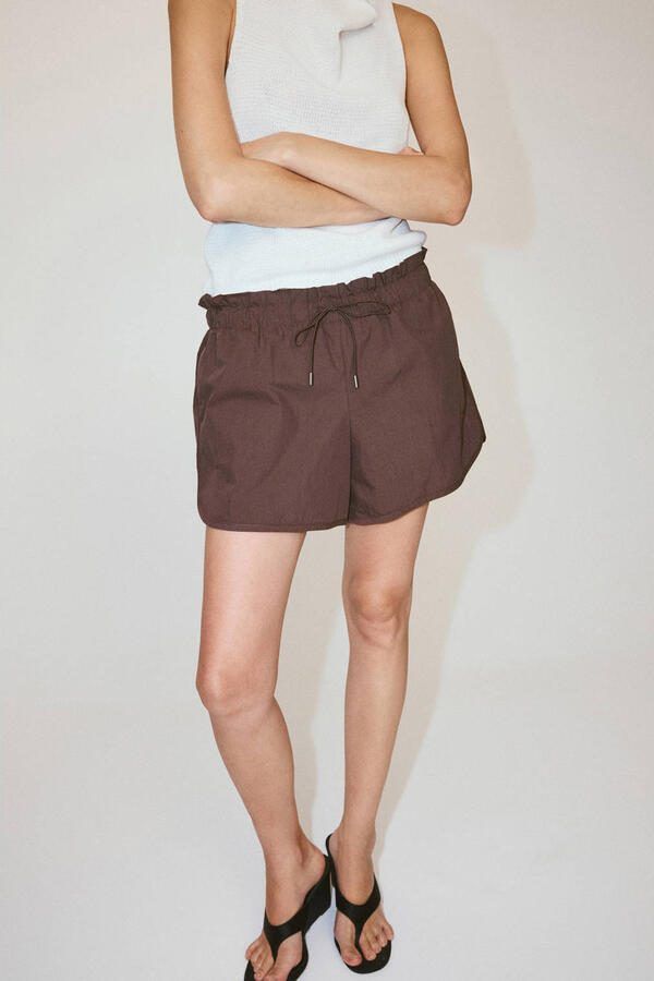 Mango straight leg casual short roodbruin