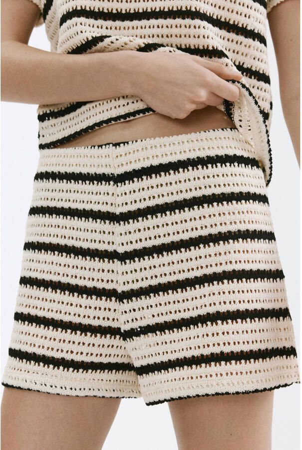 Mango straight leg gestreepte short beige - Foto 2
