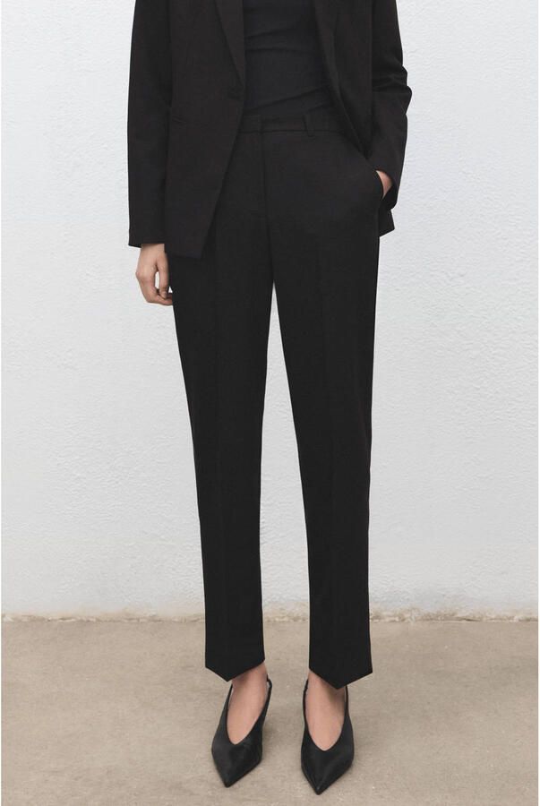 Mango straight regular waist pantalon zwart