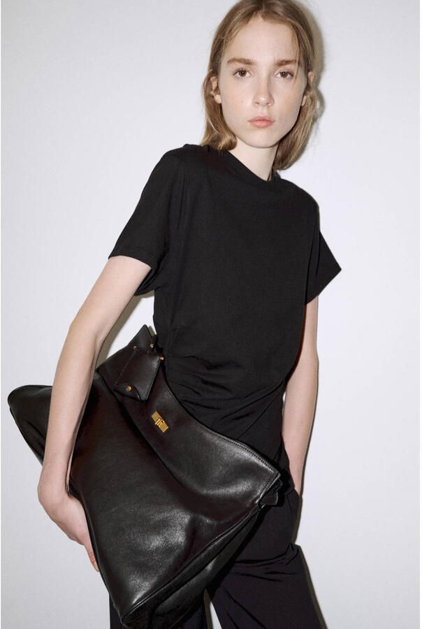 Mango T-shirt zwart