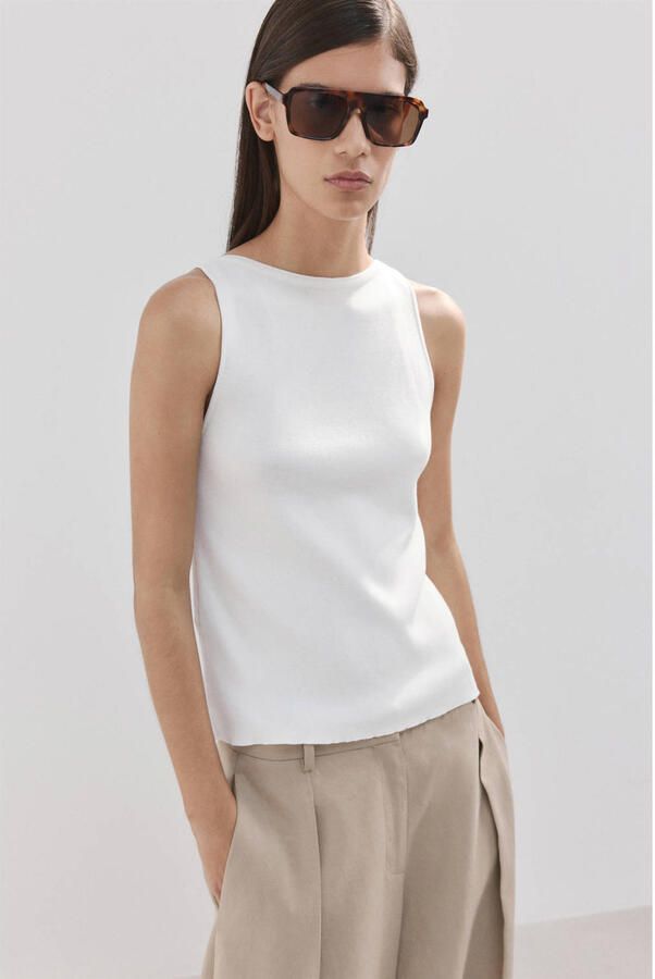Mango top ecru rib gebreid