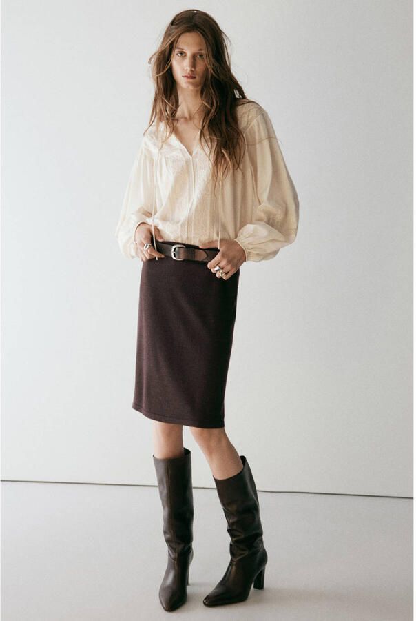 Mango top met borduursels ecru