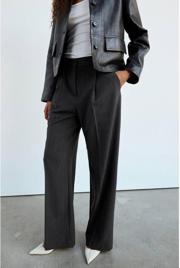 Mango wide leg broek met krijtstreep grijs