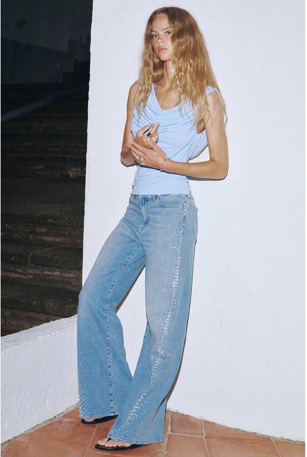 Mango wide leg jeans met strass-steentjes lichtblauw - Foto 2