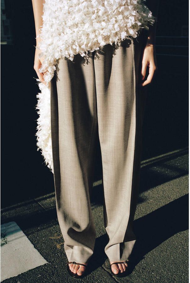 Mango wide leg low waist pantalon met wol grijsbruin