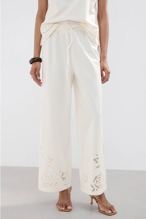 Mango wide leg regular waist broek broderie ecru