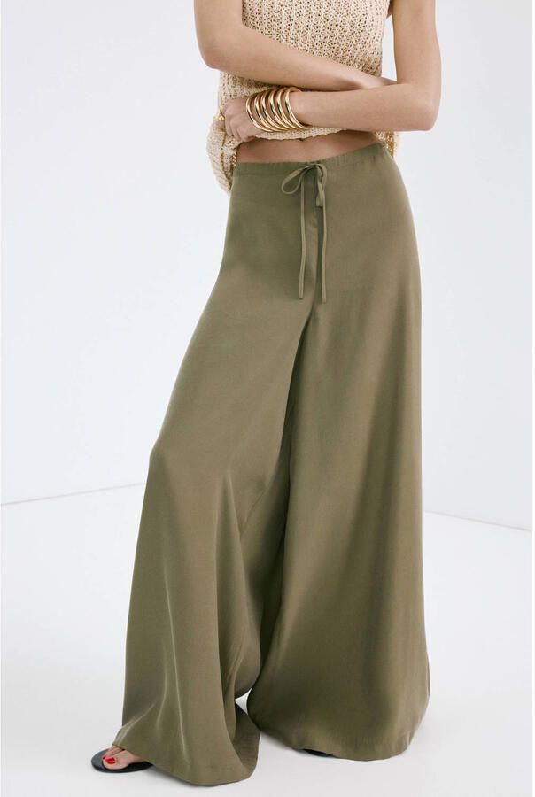 Mango wide leg regular waist casual broek lichtkaki