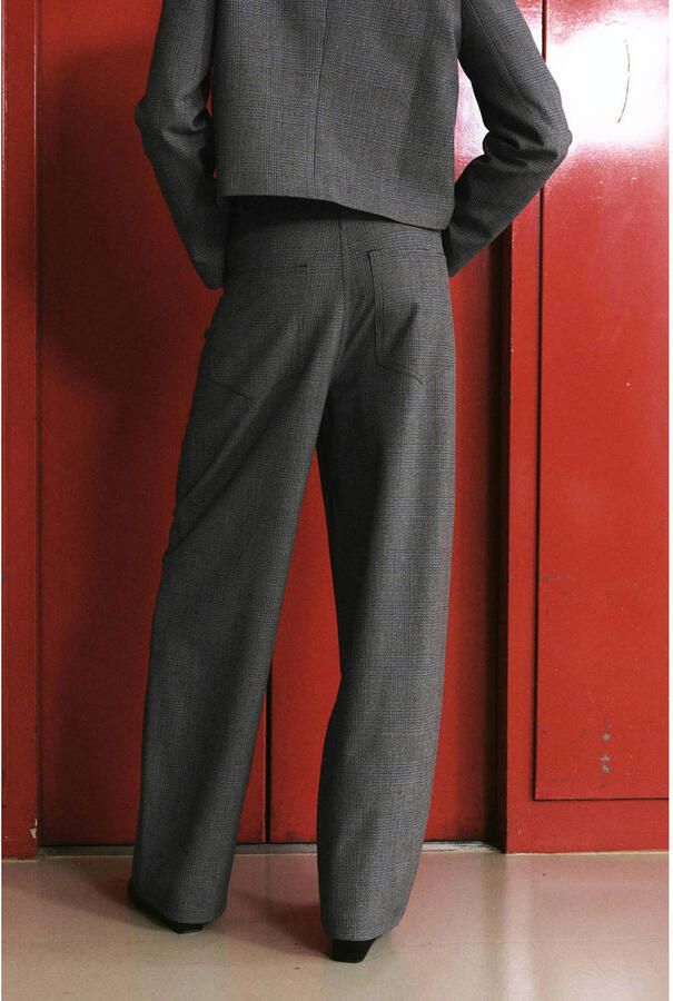 Mango wide leg regular waist geruite broek grijs - Foto 2