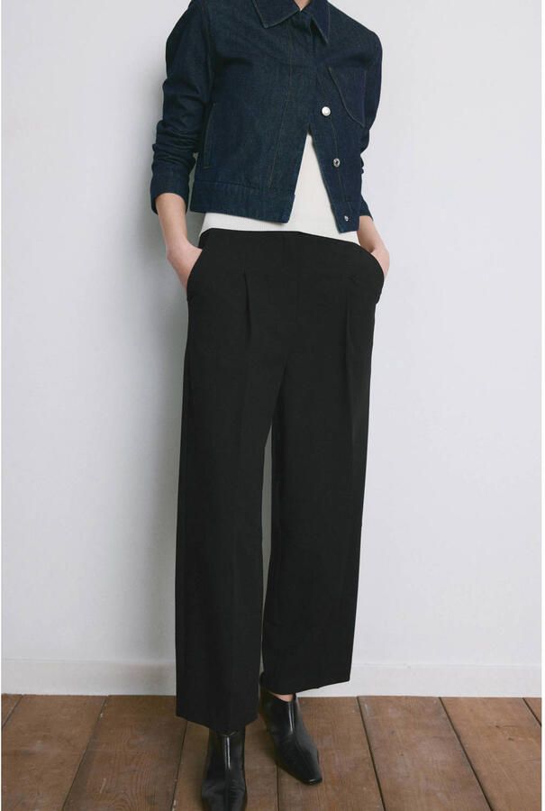 Mango wide leg regular waist pantalon zwart