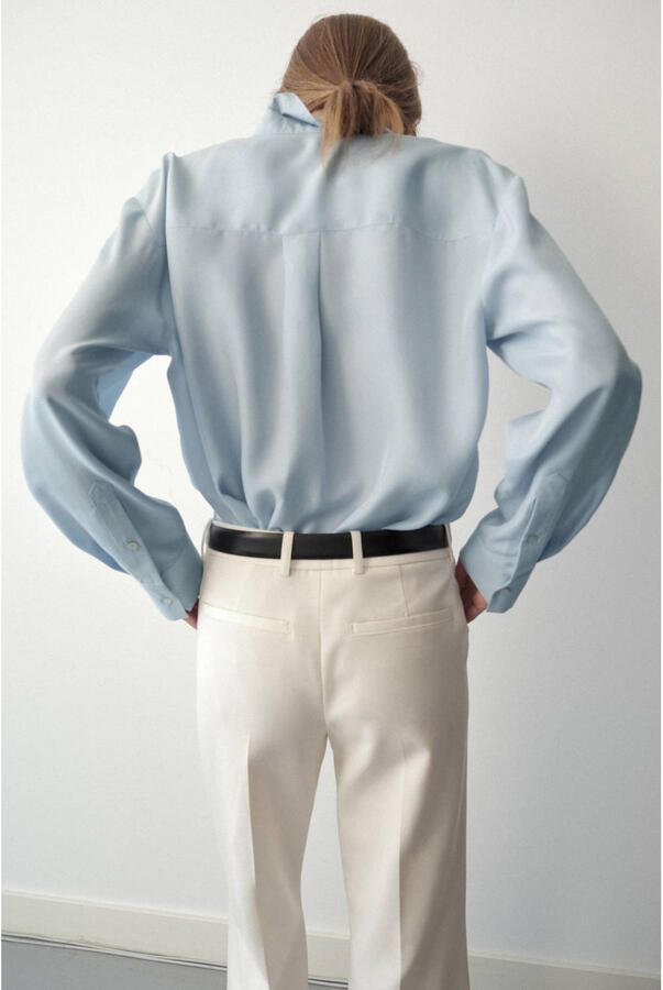 Mango zijden blouse lichtblauw - Foto 3