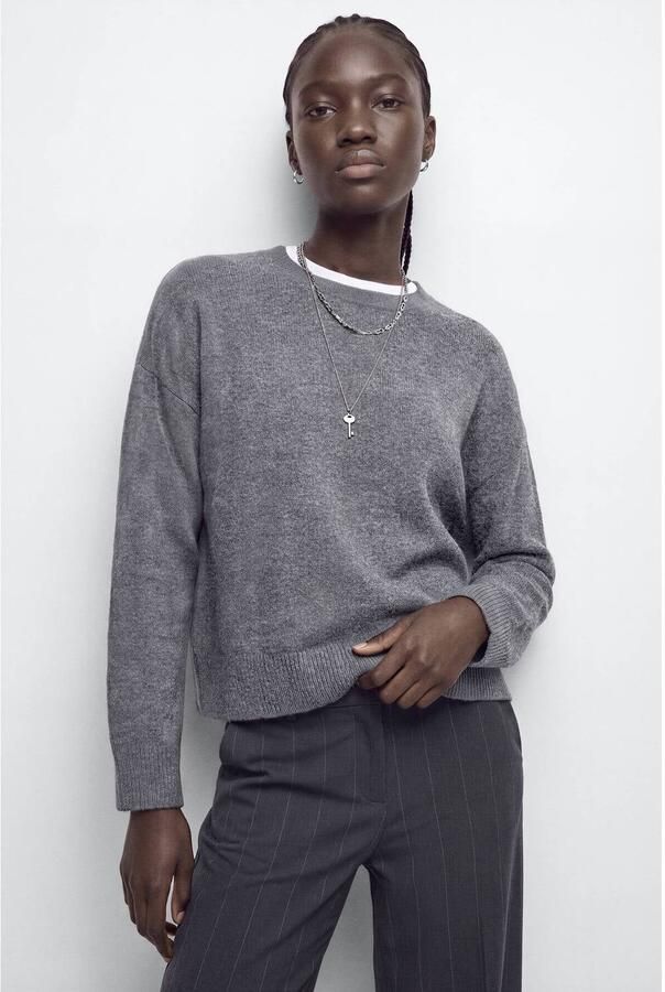 MANGO TEEN gebreide trui met studs en wol grijs