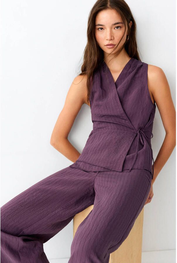 MANGO TEEN gestreepte pantalon aubergine