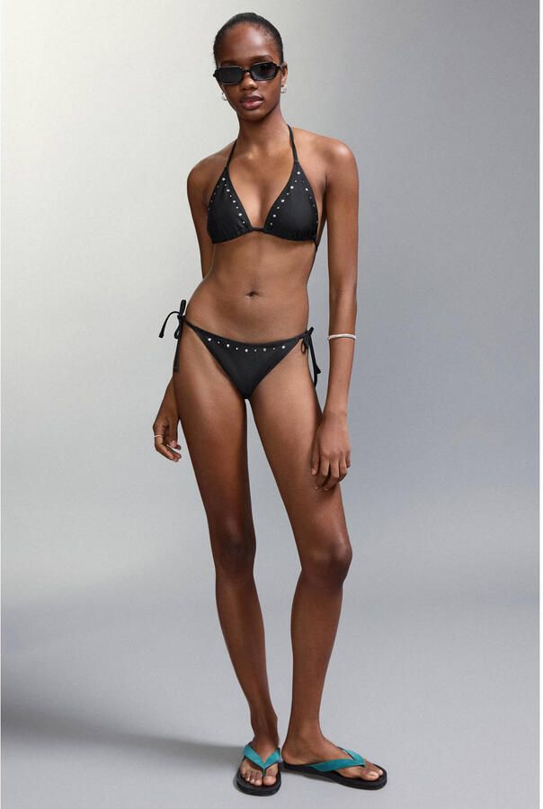 MANGO TEEN halter bikini zwart met studs - Foto 3