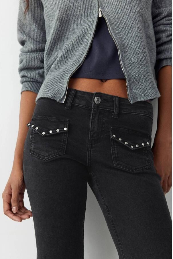 MANGO TEEN low waist flared jeans met studs grey denim Grijs Effen (XXS) - Foto 2