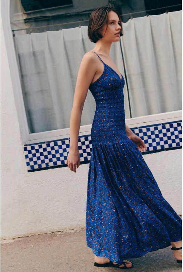 MANGO TEEN maxi jurk met print en smockwerk marineblauw - Foto 2