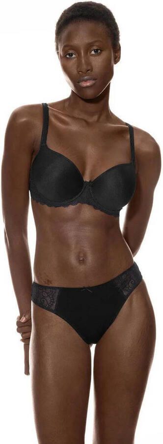 Mey Beugel-bh SERIE AMOROUS flinterdunne lingerie-schaaltjes geven een natuurlijke ronde vorm