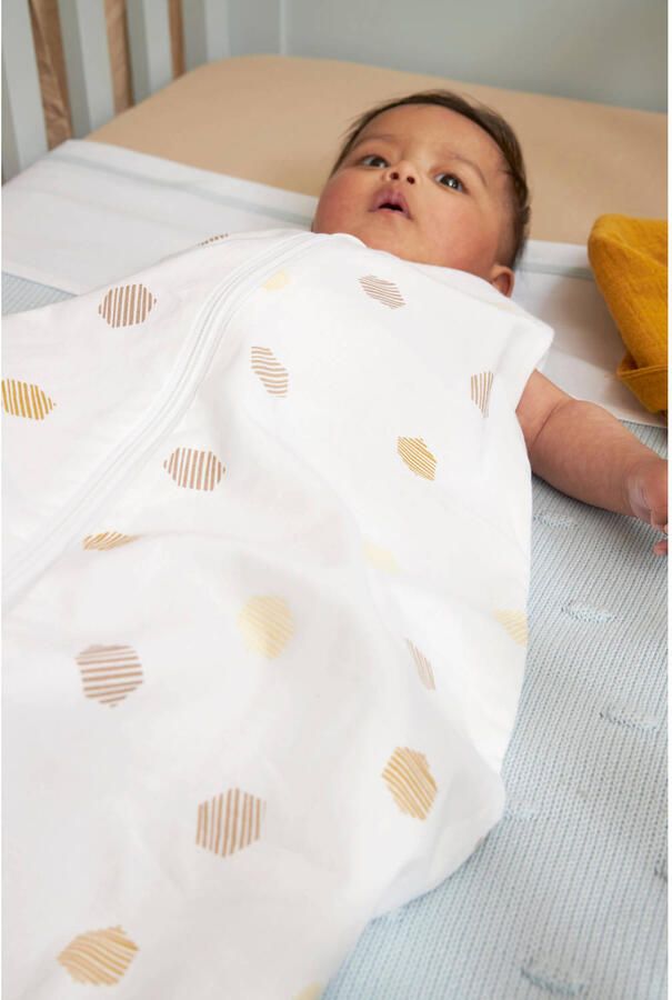 Meyco baby zomerslaapzak Honeycomb honey gold Babyslaapzak Wit Stip 110