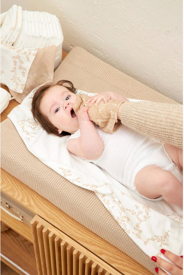 Meyco hydrofiel baby washandje set van 3 Branches sand Hydrofiele washandjes Beige - Foto 2