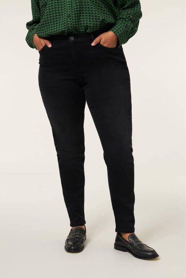 Miss Etam Plus slim fit jeans Jackie black denim