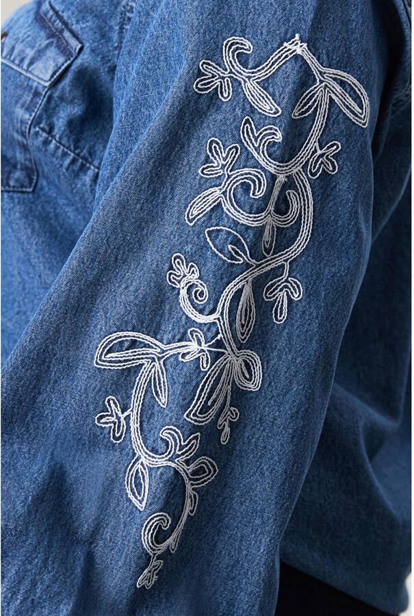 Miss Etam Plus gebloemde blouse dark blue denim - Foto 3