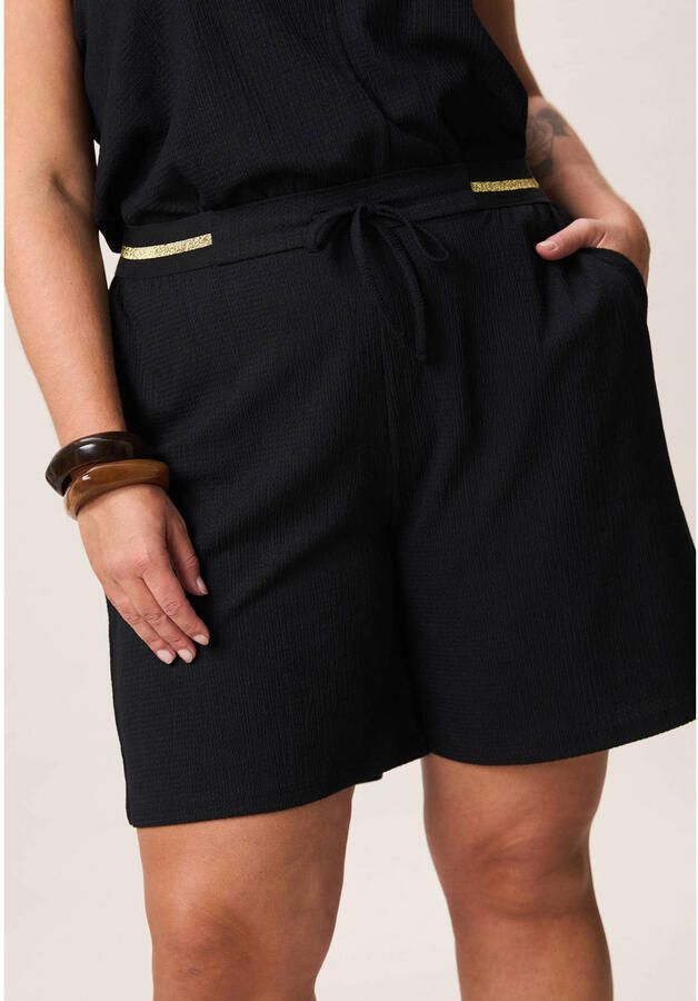 Miss Etam Plus regular fit casual short zwart