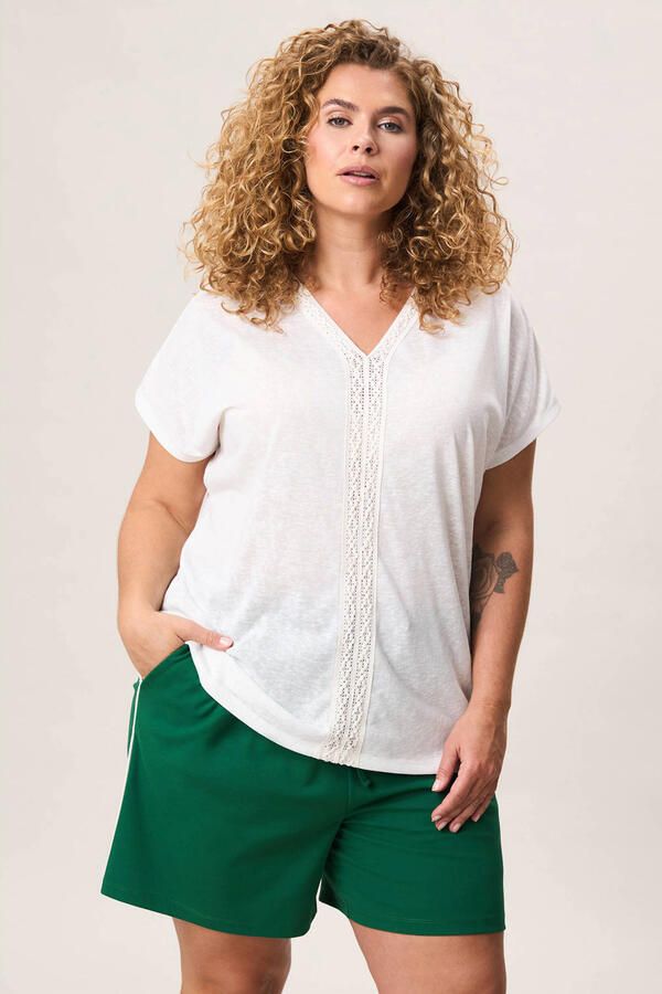 Miss Etam Plus top broderie wit