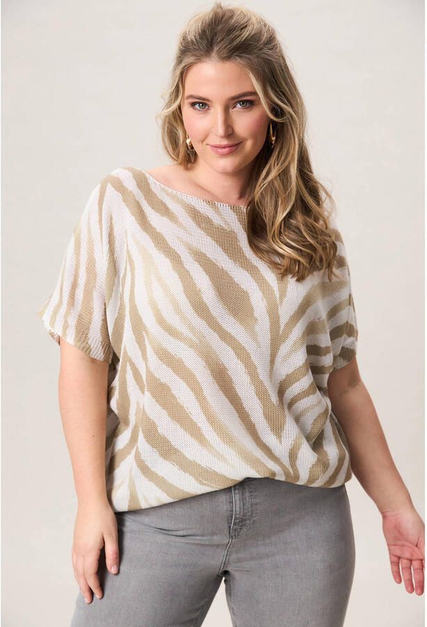 Miss Etam Plus top met zebraprint zand