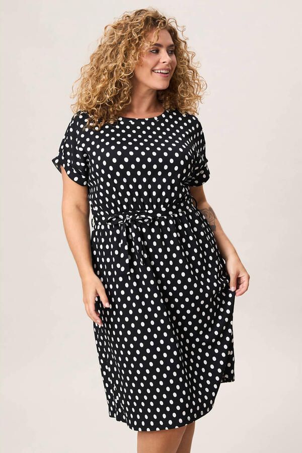 Miss Etam Plus zomerjurk met stippen zwart