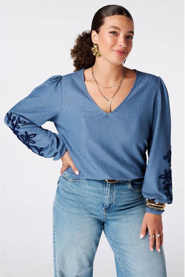 MS Mode Plus Size top met borduursels lichtblauw