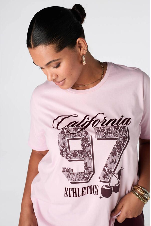 MS Mode T-shirt Plus Size met tekst lichtroze